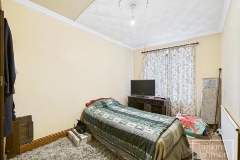 CAM02644G0-PR0311-STILL022.jpg