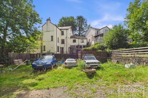 CAM02644G0-PR0311-STILL034.jpg