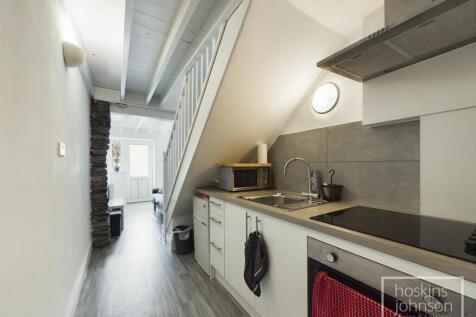 Lounge/Kitchen