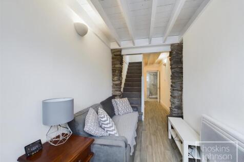 Lounge/Kitchen