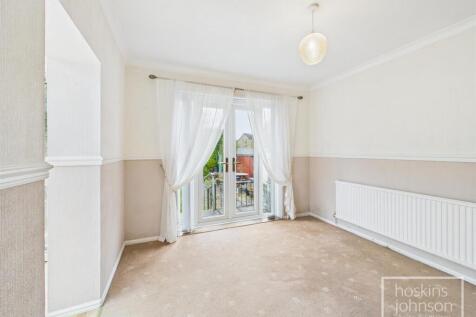 Dining Room/ Bedroom 3