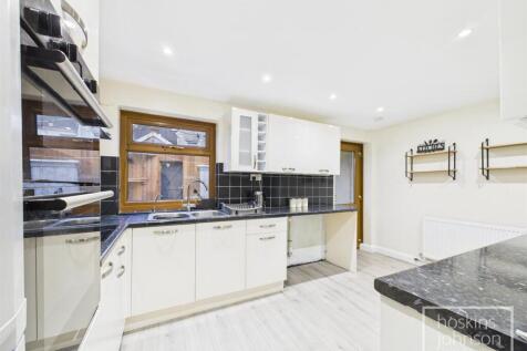 itchen/Breakfast Room