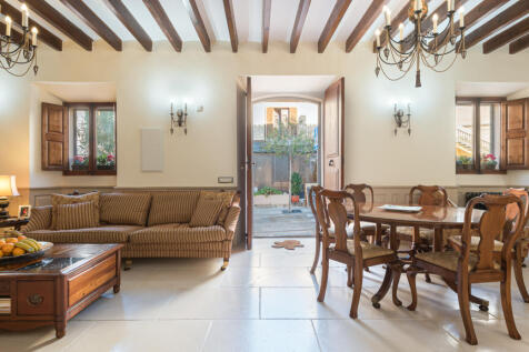 Calvia-4.jpg