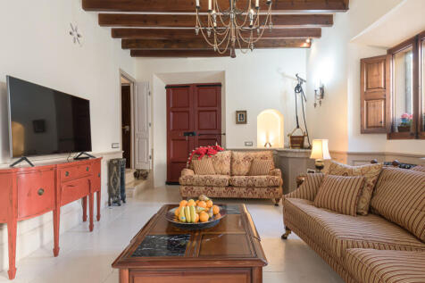 Calvia-5.jpg