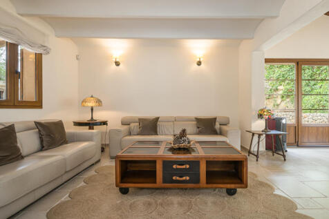 Calvia-6.jpg