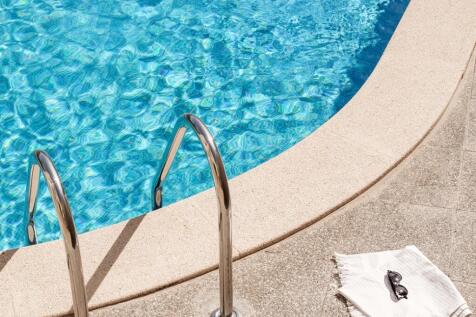 REI1101 Modern high-end apartment with sea view...