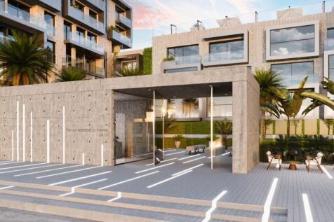 XO residence entrance group.jpg