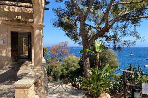 Accross the street2.jpeg