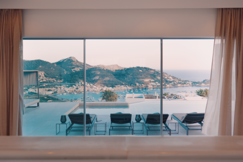 ANDTRAX FRAMES.00_02_39_02.Still047.png