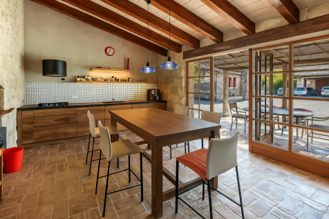 ChatGPT Image Oct 7, 2025, 01_04_37 PM.png