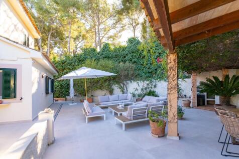 Terrace-01.jpg