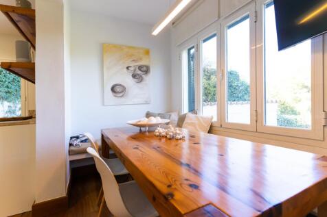 Kitchen-3.jpg