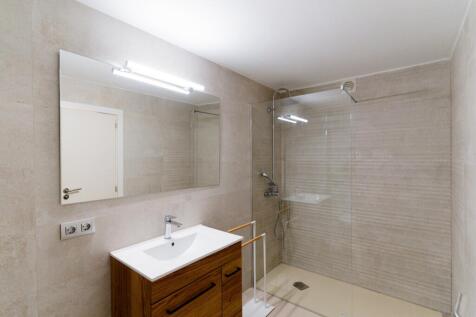 STUDIO_Bathroom-1.jpg