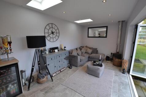 THE GARDEN ROOM