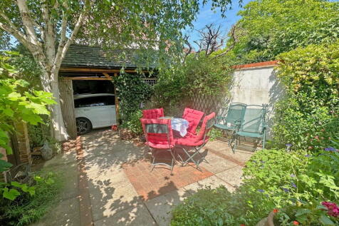 Property Image 9