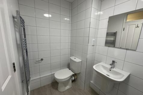 IMG-20241122-WA0011