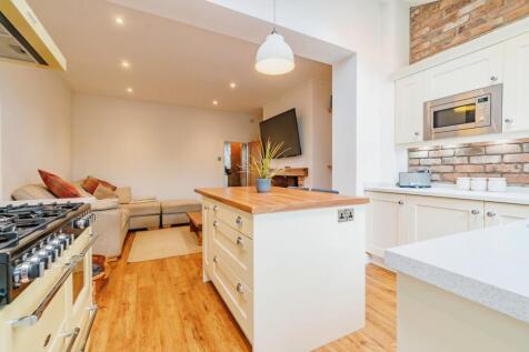 Kitchen/Living Room
