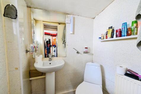 Ground Floor Wc