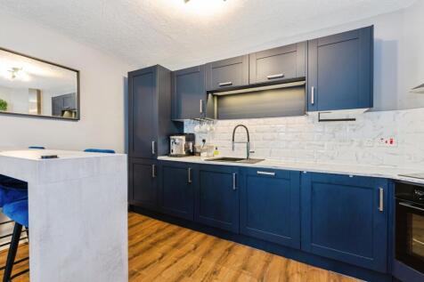 Lounge/Kitchen