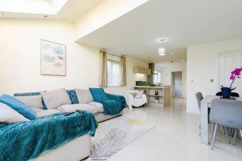 Family/Dining Room