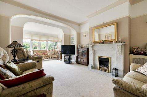 Bressey Grove E18