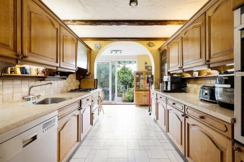 Bressey Grove E18