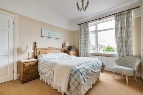 Bressey Grove E18