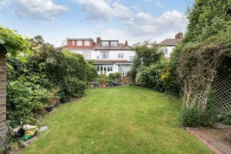 Bressey Grove E18