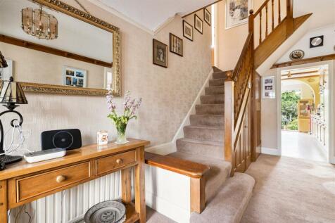 Bressey Grove E18