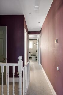 Violet Road, E18