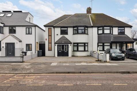 Fullwell Road, IG5