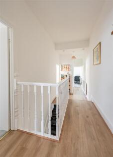 Wynndale Road, E18