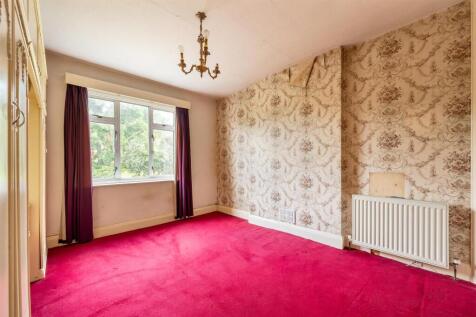 Hermitage Close, E18