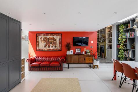 Princes Road, IG9