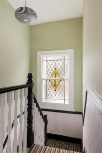 St. Albans Crescent, IG8