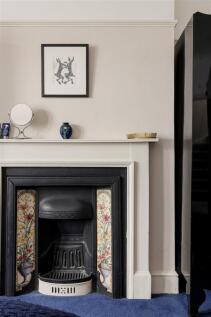 Cheyne Avenue, E18