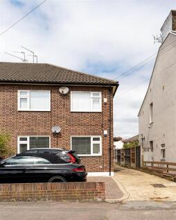 Albert Road, E18