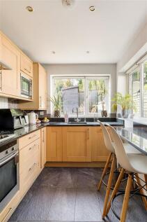 Gladstone Road, IG9