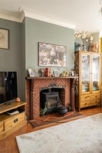 Grenville Gardens, IG8