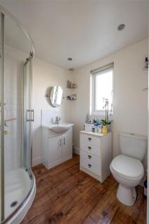 Grenville Gardens, IG8