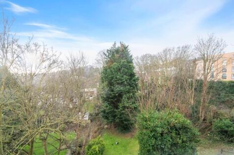13-4d0181983 - HG...