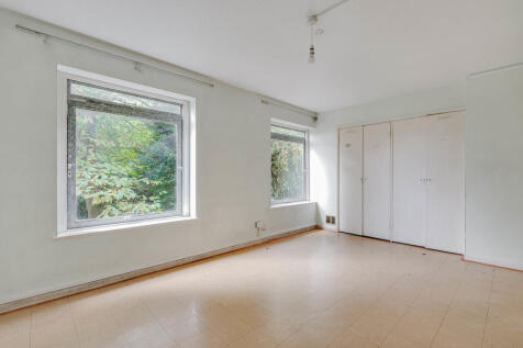 11 Hetley Gardens...