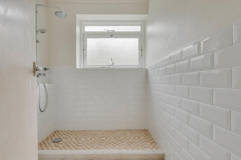 11 Hetley Gardens...