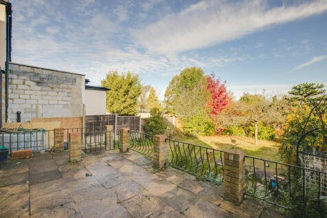 200 Beaulah Hill,...