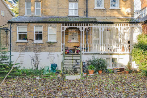 Flat 5, 8a Harold...