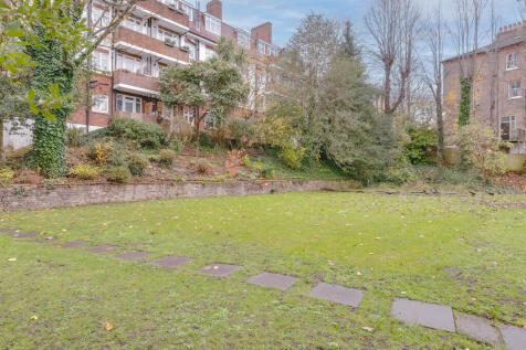 32 Highlands Cour...