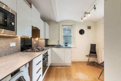 F2 6 Bina Gardens Ph7.jpg