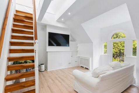 Chiswick High Road 45 Flat C PH2.jpg