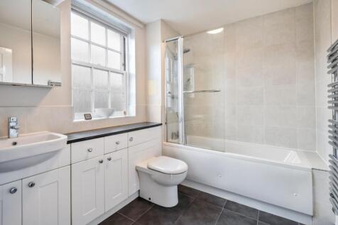 Brading Terrace 17 Ph7.jpg