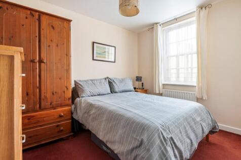 Brading Terrace 17 Ph4.jpg